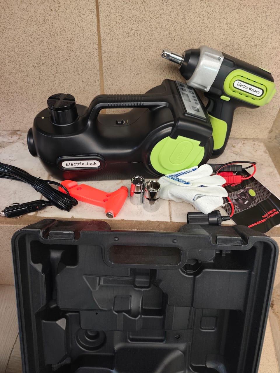 Automotive Tools & Equipment